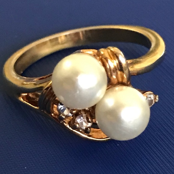 Jewelry - 3/$20 Double Pearl Fashion Costume Gold To…